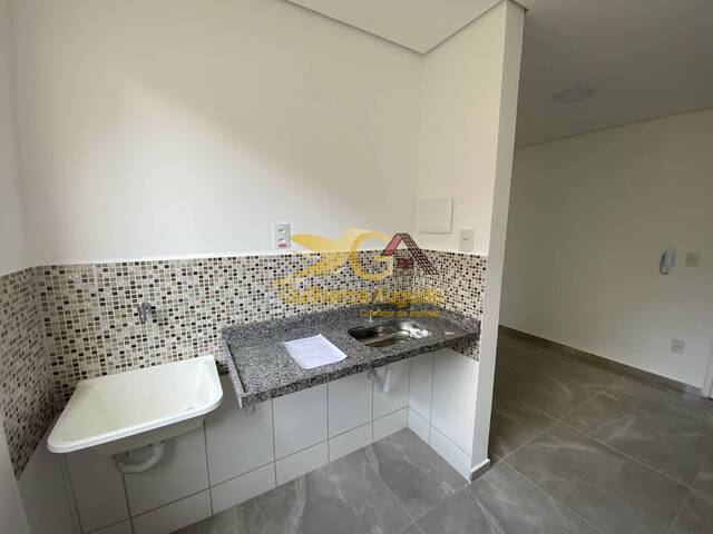 Kitnet para Locação em São João del Rei - 5