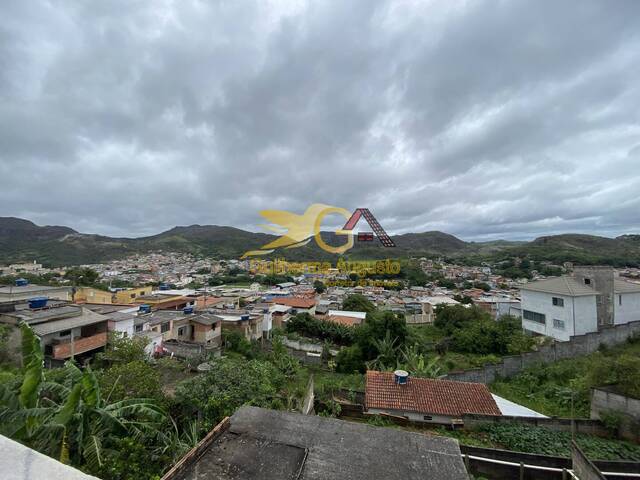 Casa para Venda em São João del Rei - 4