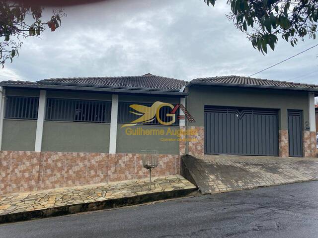 #677 - Casa para Venda em São João del Rei - MG - 1