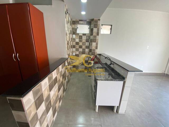 Kitnet para Locação em São João del Rei - 4