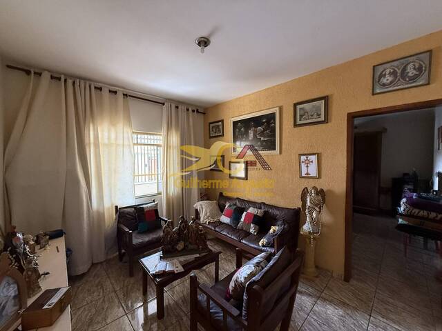 Casa para Venda em São João del Rei - 4