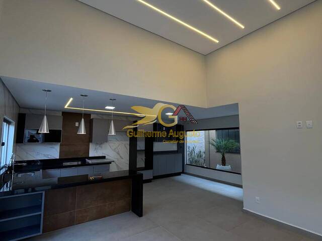 Casa para Venda em São João del Rei - 5
