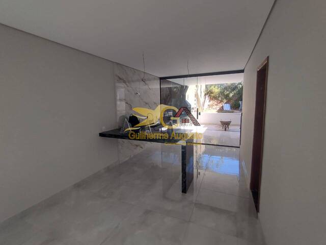 Casa para Venda em São João del Rei - 3