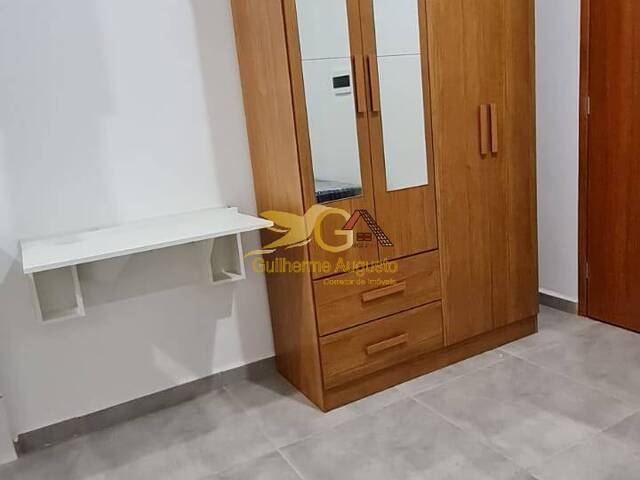 Kitnet para Locação em São João del Rei - 2