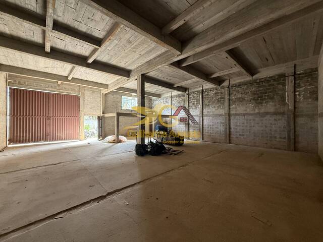 #885 - Galpão para Locação em São João del Rei - MG - 2