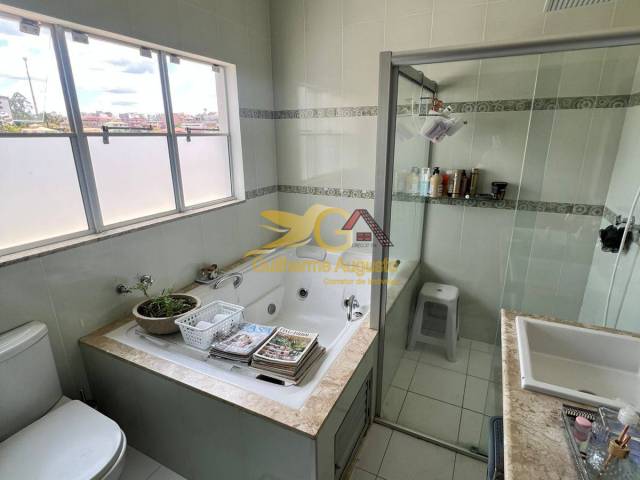 #911 - Casa para Venda em São João del Rei - MG - 2