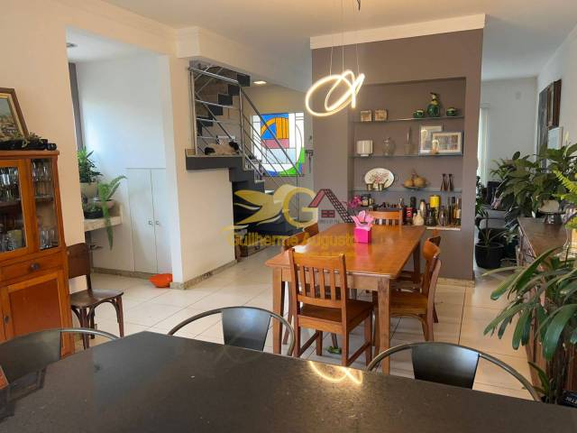 Casa para Venda em São João del Rei - 4