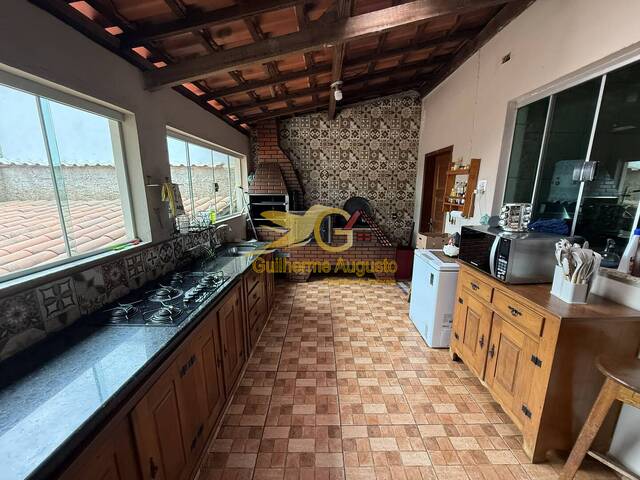 Casa para Venda em São João del Rei - 4