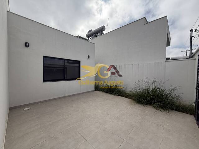 Casa para Venda em Santa Cruz de Minas - 2