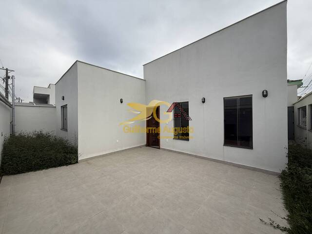 Casa para Venda em Santa Cruz de Minas - 4