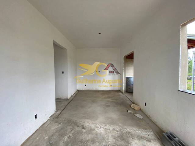 Casa para Venda em São João del Rei - 4