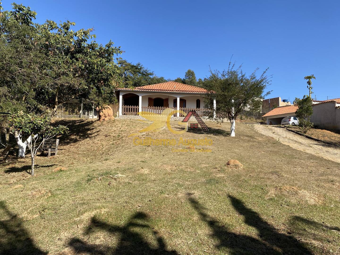 Sítio à venda com 2 quartos, 360m² - Foto 1