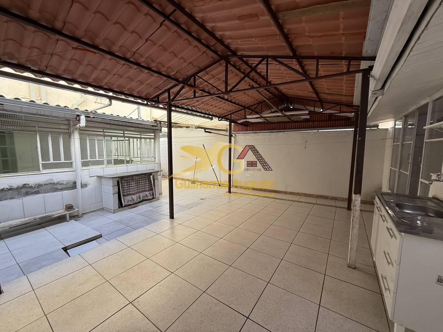 Apartamento para alugar com 3 quartos, 150m² - Foto 16