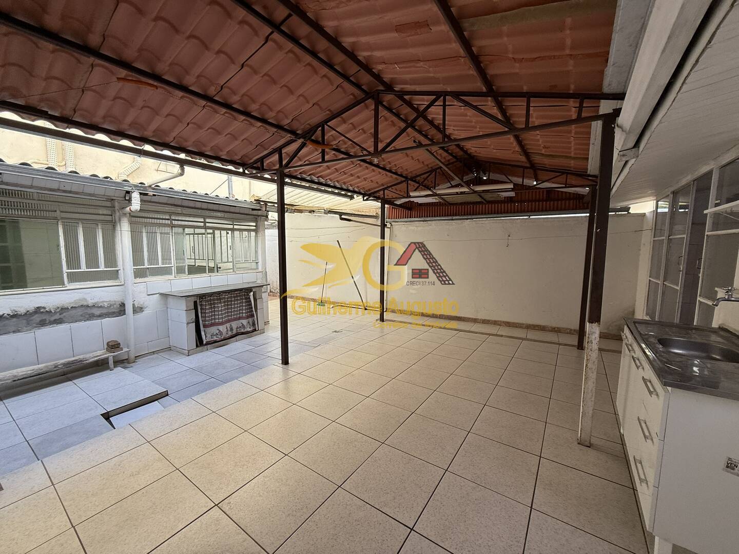 Apartamento para alugar com 3 quartos, 150m² - Foto 17