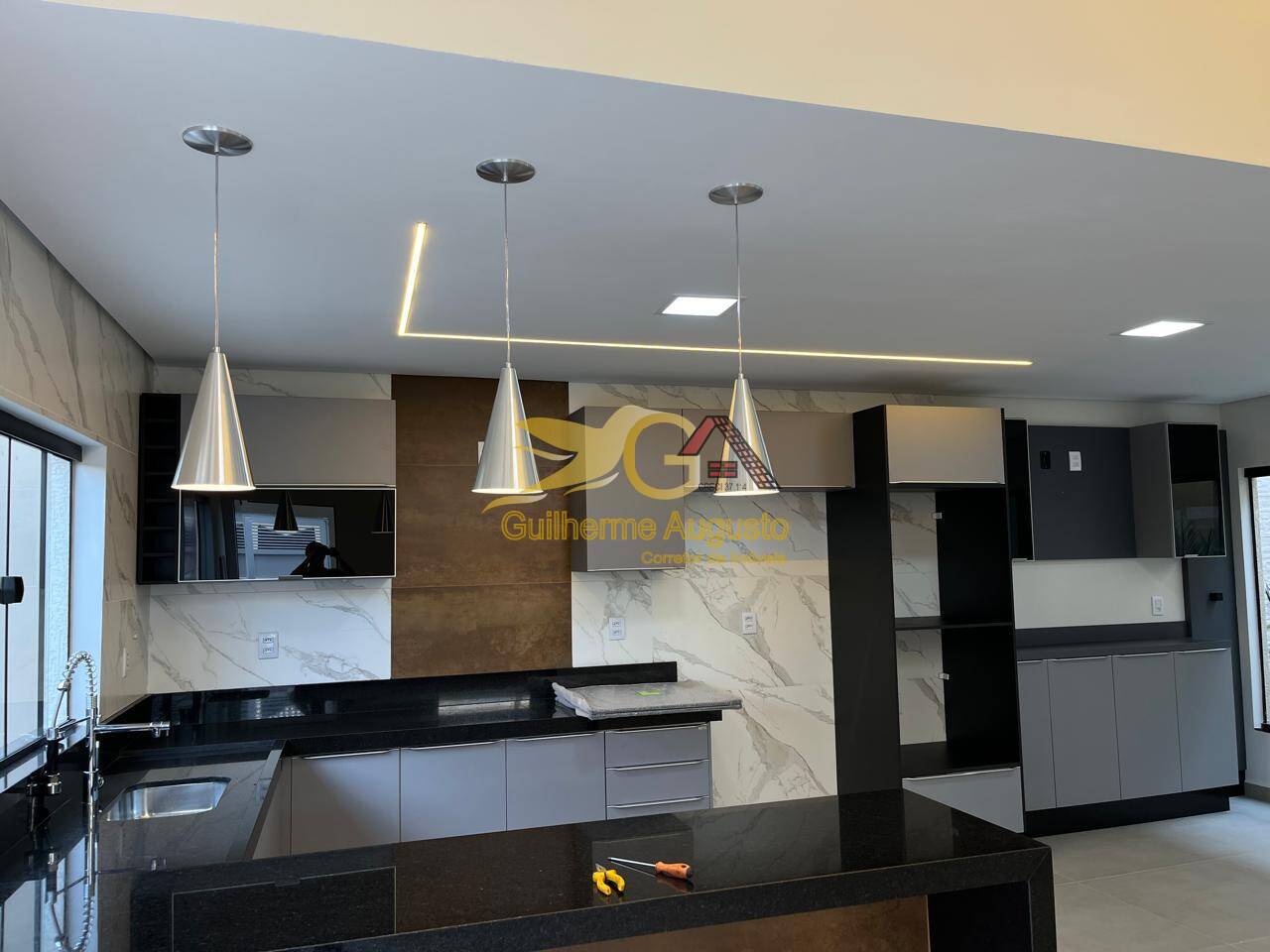 Casa, 3 quartos, 236 m² - Foto 4