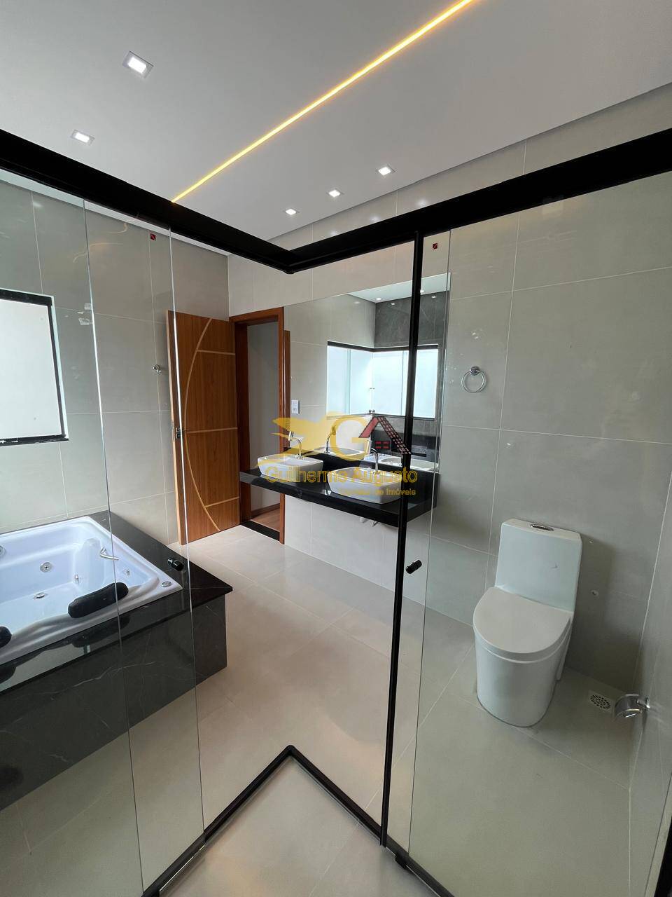 Casa, 3 quartos, 236 m² - Foto 15