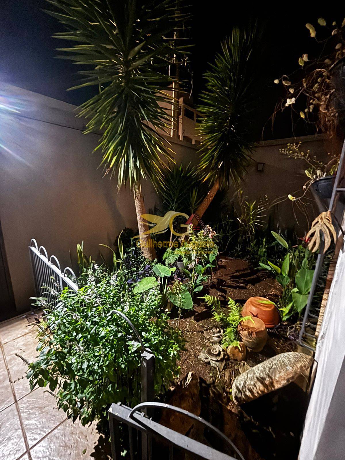 Casa, 3 quartos, 220 m² - Foto 1