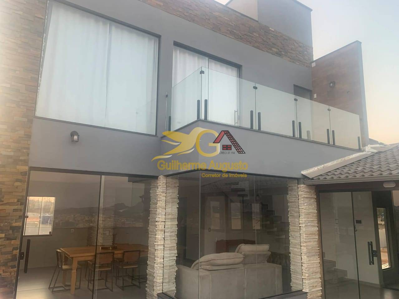 Casa, 4 quartos, 250 m² - Foto 1