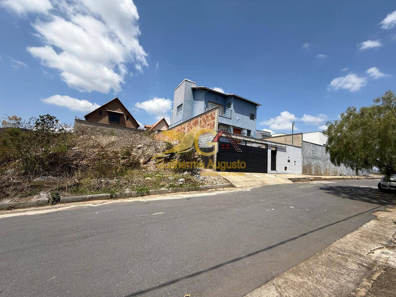 Terreno, 300 m² - Foto 1