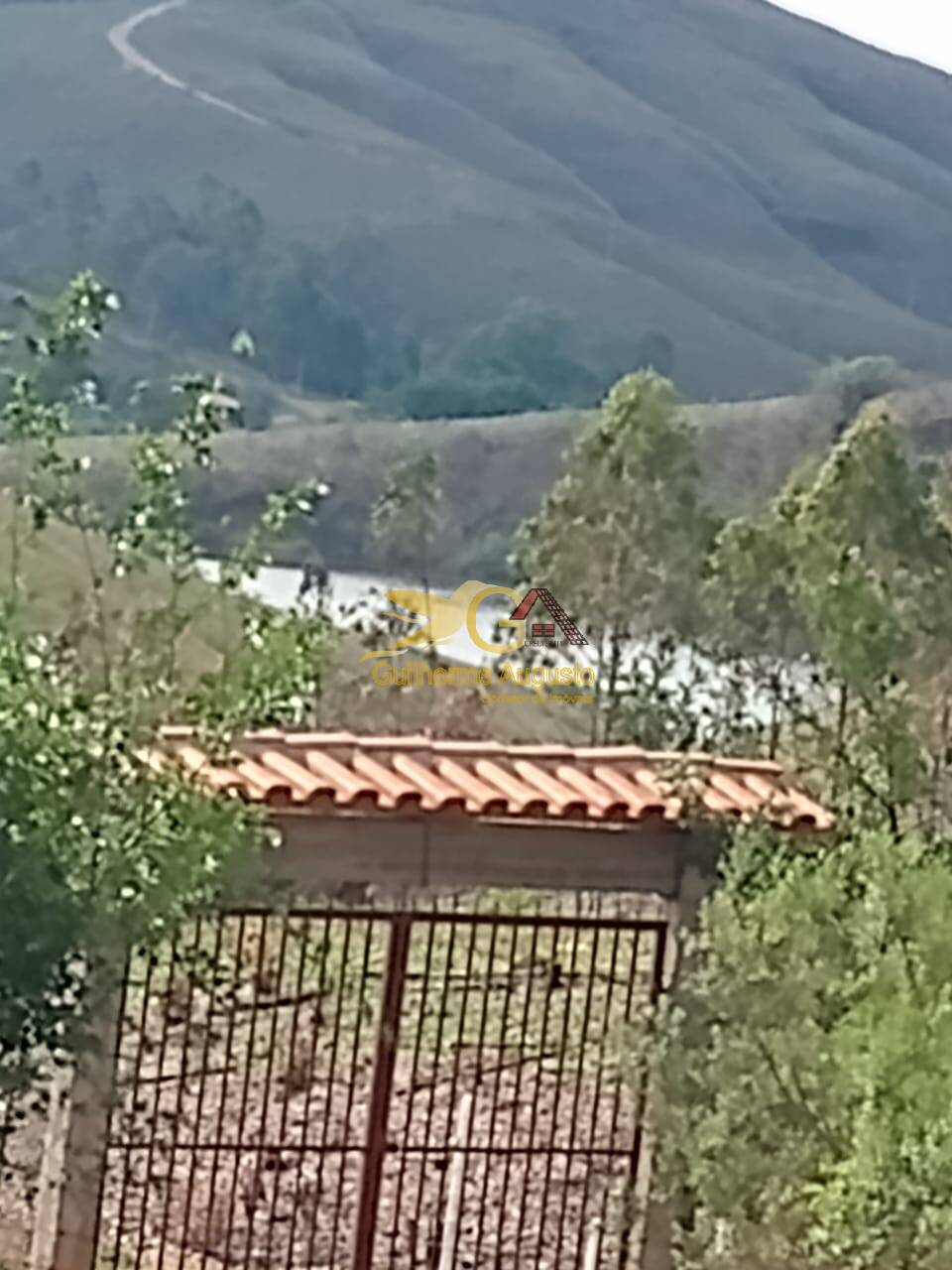 Sítio à venda com 2 quartos, 45m² - Foto 1